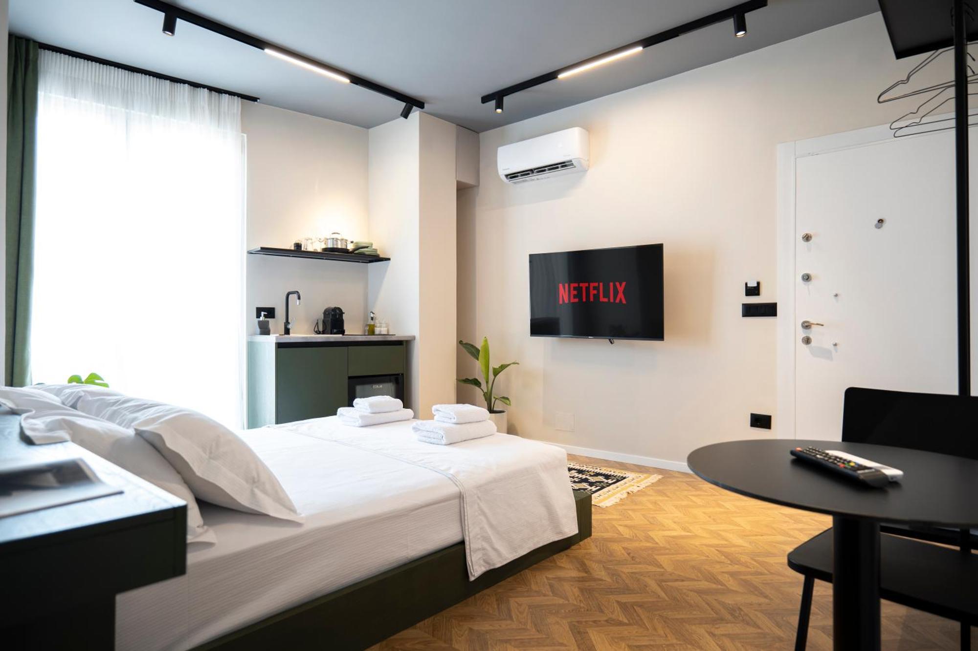 Muz Studios Tirana Kültér fotó